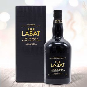 rhum agricole vieux Pere Labat black opus bouteille et packaging