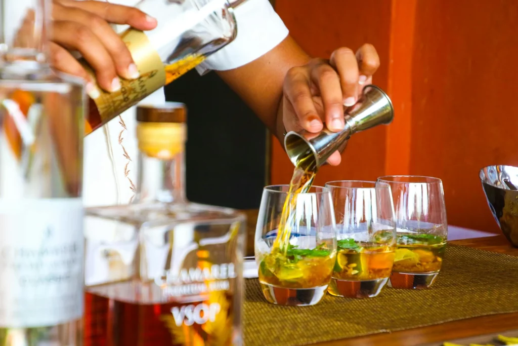 10 recettes de cocktails au rhum à essayer chez vous cet été